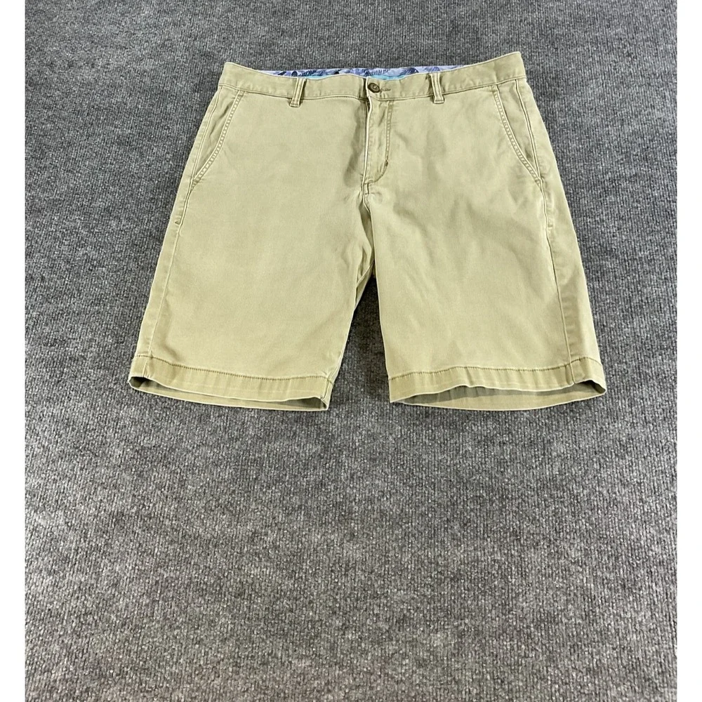 Tommy Bahama Island Zone Shorts Mens 33 Khaki Beige Chino Golf Travel Casual